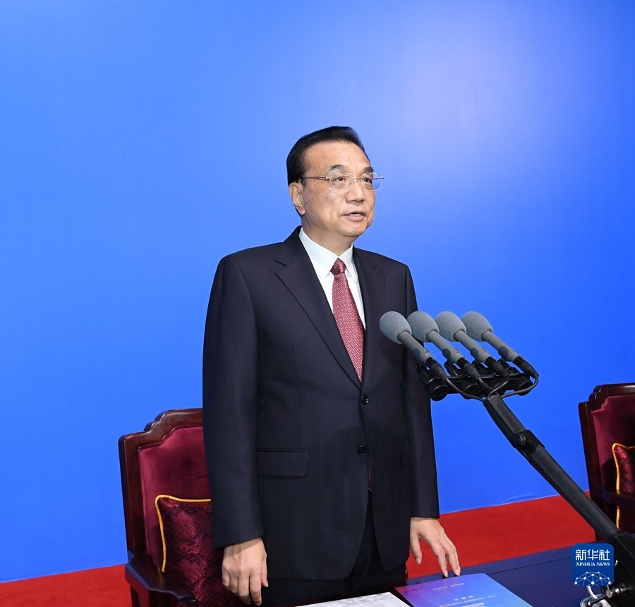 9月27日晚，中華人民共和國第十四屆運(yùn)動(dòng)會(huì)在陜西西安閉幕。中共中央政治局常委、國務(wù)院總理李克強(qiáng)出席閉幕式并宣布運(yùn)動(dòng)會(huì)閉幕。新華社記者 申宏 攝