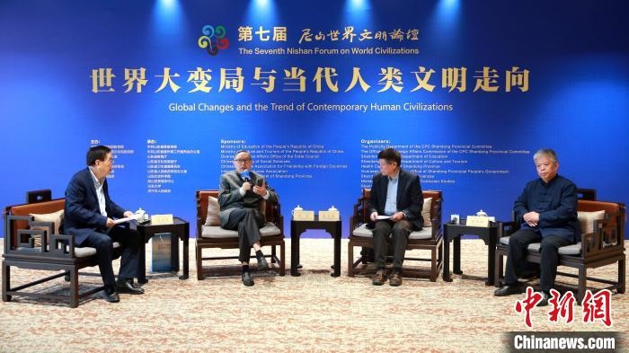 9月27日，第七屆尼山世界文明論壇首場高端對話舉行。　梁犇 攝