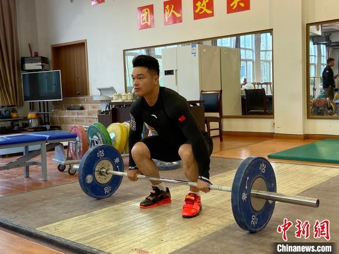 石智勇訓(xùn)練場(chǎng)景。　林波 攝