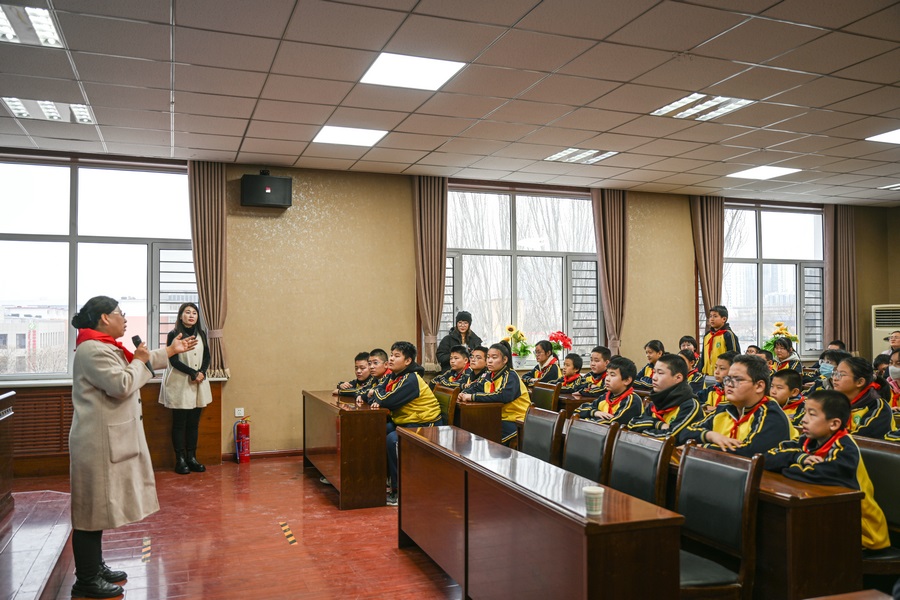 1703308866894673.jpg 團(tuán)結(jié)小學(xué)6年級(jí)同學(xué)提問(wèn).jpg