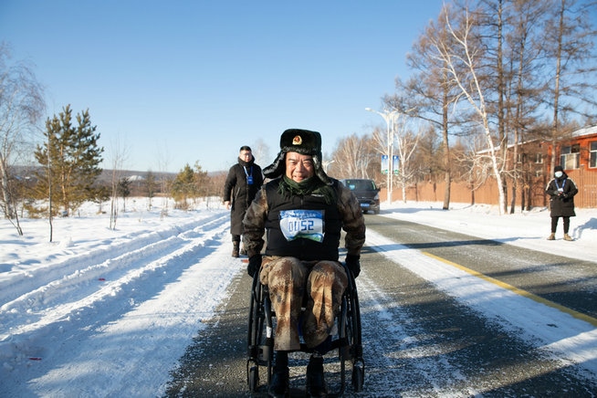 中共黨員、一等功榮立者王曙光不畏嚴寒，挑戰(zhàn)自我（王鵬）.jpg
