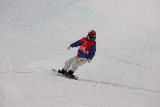 1708081387121797.png “十四冬”單板滑雪U型場地技巧公開組預賽超燃完賽76.png