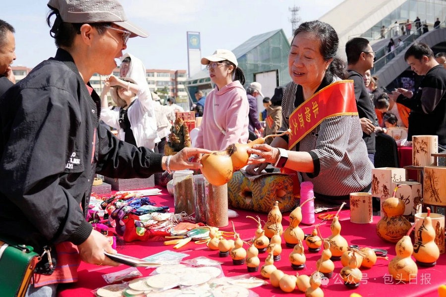 1713774821304449.jpg 0c96229ba7c836090d159a55636e285.jpg