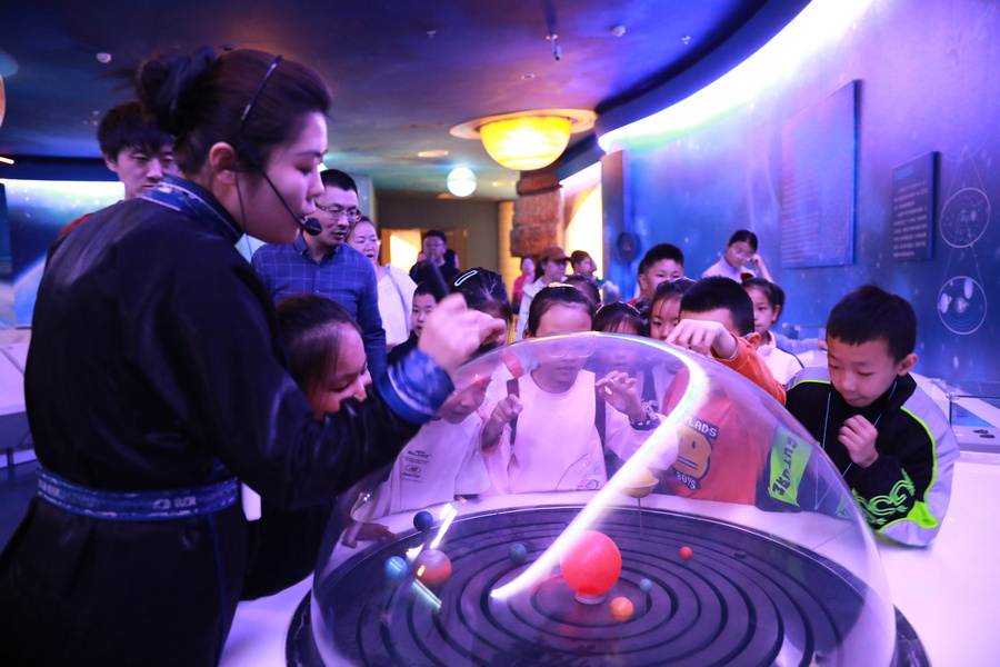 1745944042618323.jpg 001.jpg