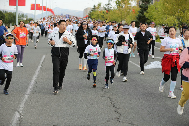 1758429883298812.jpg 馬拉松4.jpg