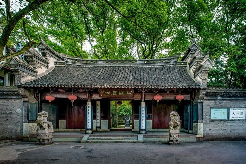 天一閣正門。 天一閣博物院供圖