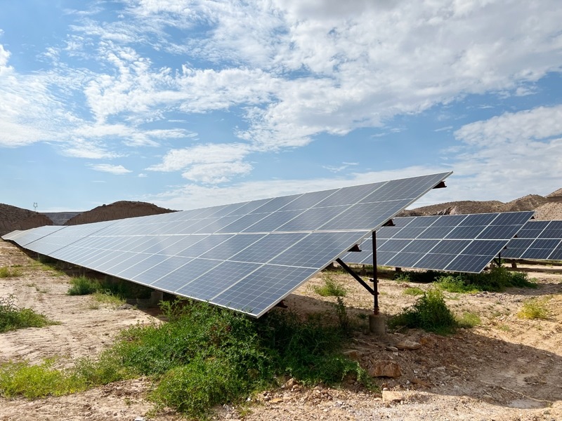 甘肅白銀深部銅礦廢石場(chǎng)100兆瓦光伏發(fā)電項(xiàng)目。受訪者供圖