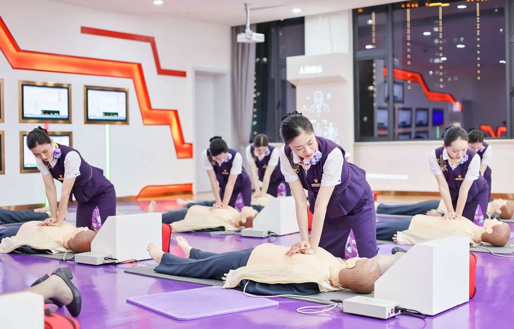 救護(hù)知識培訓(xùn)。