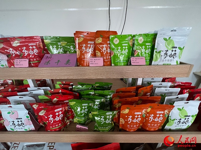 各種凍干食品。人民網(wǎng)記者 常雪梅攝