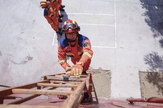 “火焰藍”張海營:21年追光而行