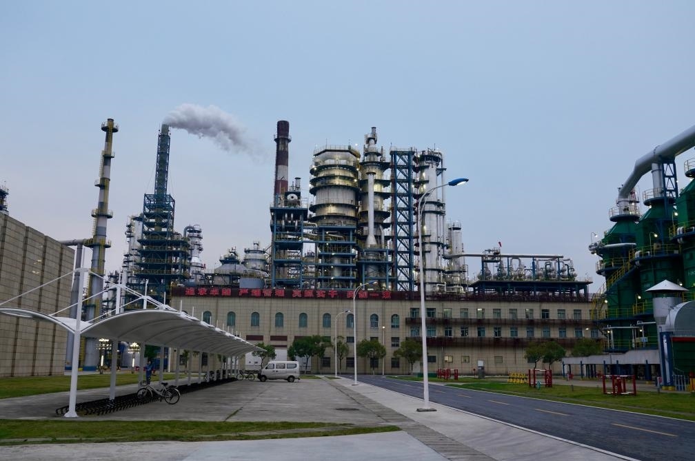 近日拍攝的公司煉油廠。新華社記者 胡晨歡 攝
