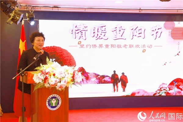 當?shù)貢r間10月23日，國務(wù)院僑務(wù)辦公室主任陳旭（中）在巴西里約熱內(nèi)盧出席國務(wù)院僑辦代表團與里約僑界座談會。 王天聰 攝