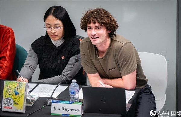 4、英國漢學家沈如風對中國文學譯作的未來充滿期待。郭錦標攝