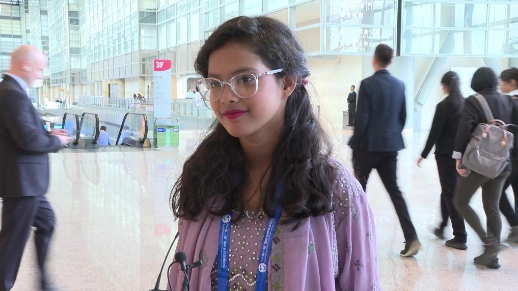 阿里法·沁在參加第三屆“一帶一路”國際合作高峰論壇民心相通專題論壇后接受記者采訪。