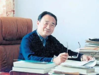 中年時(shí)的鐘萬勰。大連理工大學(xué)供圖