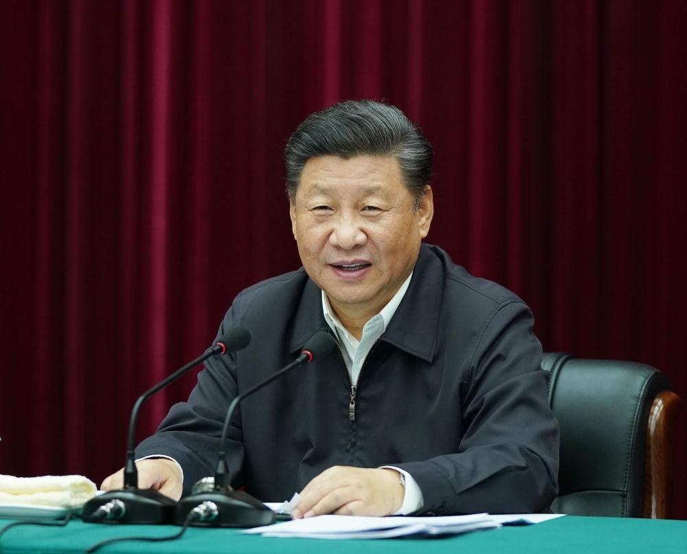 2019年9月18日上午，中共中央總書記、國家主席、中央軍委主席習(xí)近平在鄭州主持召開黃河流域生態(tài)保護(hù)和高質(zhì)量發(fā)展座談會并發(fā)表重要講話。新華社記者 謝環(huán)馳 攝