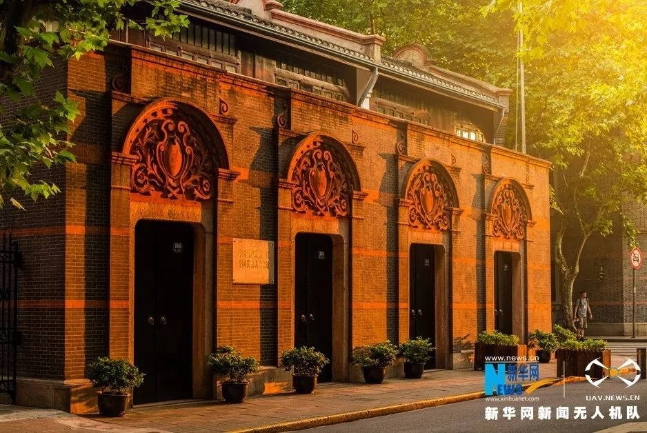 晨曦下的中共一大會址紀念館。新華網(wǎng) 吳愷 攝