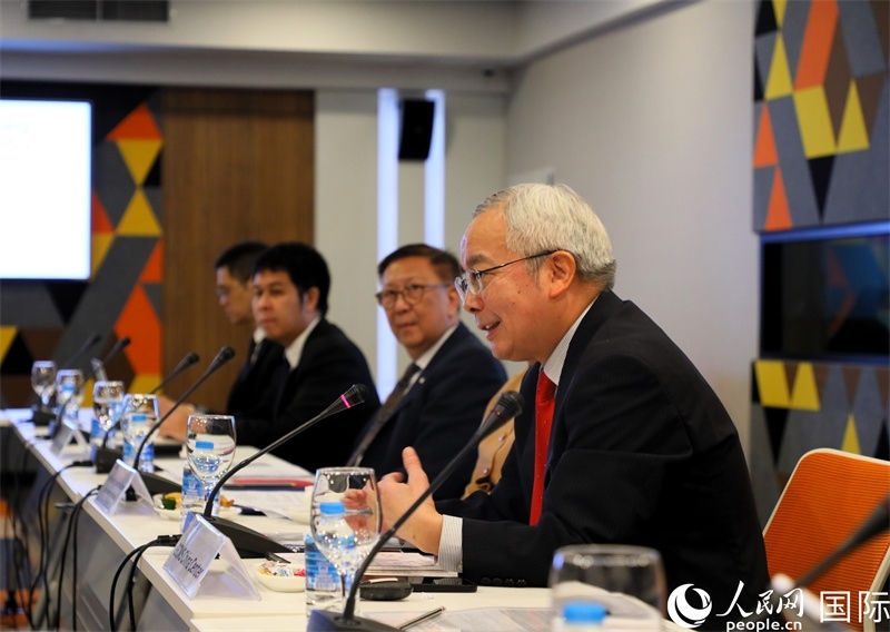 中國國際問題研究院副院長榮鷹致開幕辭。人民網(wǎng)記者 白元琪攝