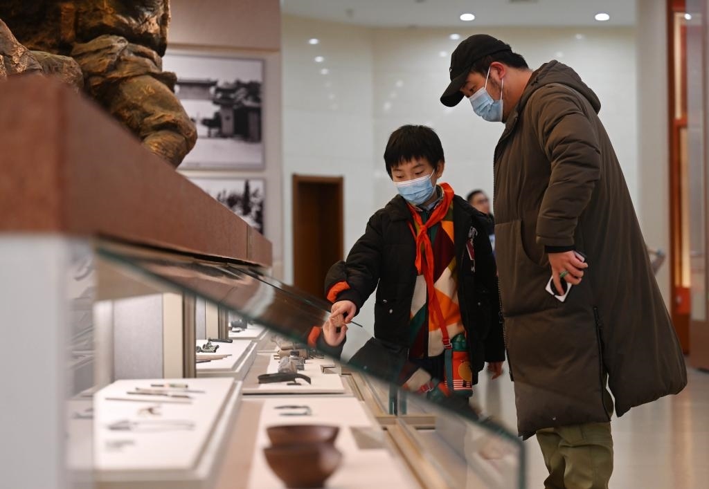 2024年1月29日，市民在平津戰(zhàn)役紀念館參觀。