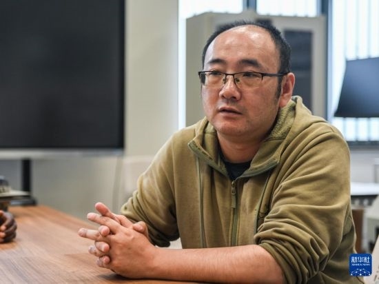 2月15日，在亞的斯亞貝巴的埃塞俄比亞聯(lián)邦職業(yè)技術(shù)培訓(xùn)學(xué)院，魯班工坊中方負(fù)責(zé)人江絳接受新華社采訪。