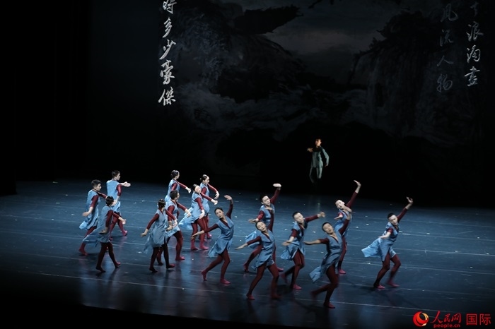 《詩(shī)憶東坡》美國(guó)巡演將持續(xù)2周，在華盛頓、紐約進(jìn)行共計(jì)8場(chǎng)演出。人民網(wǎng)記者 李志偉攝