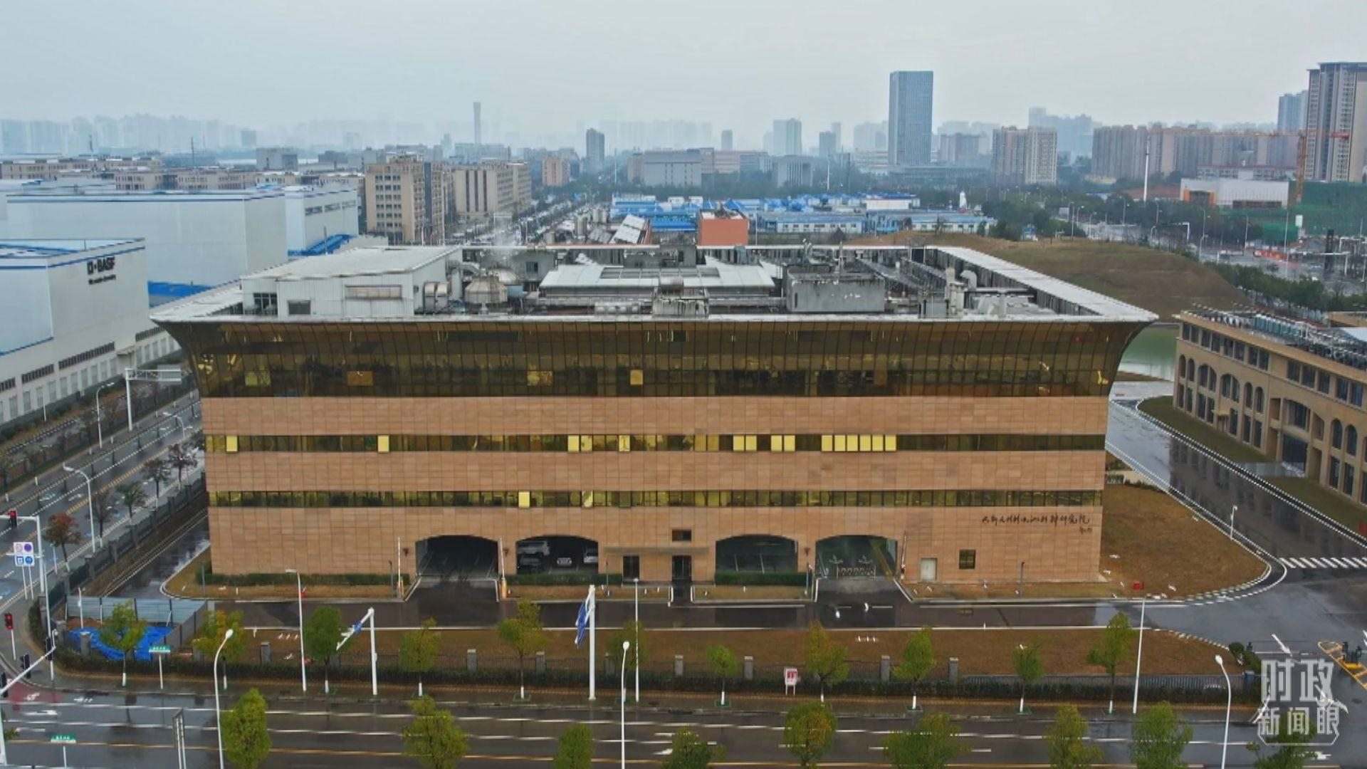 △巴斯夫杉杉電池材料有限公司。（總臺(tái)記者陳稼、楊侃拍攝）