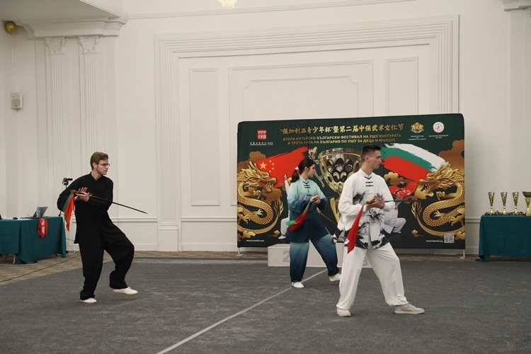 武術愛好者現場表演。索非亞中國文化中心供圖