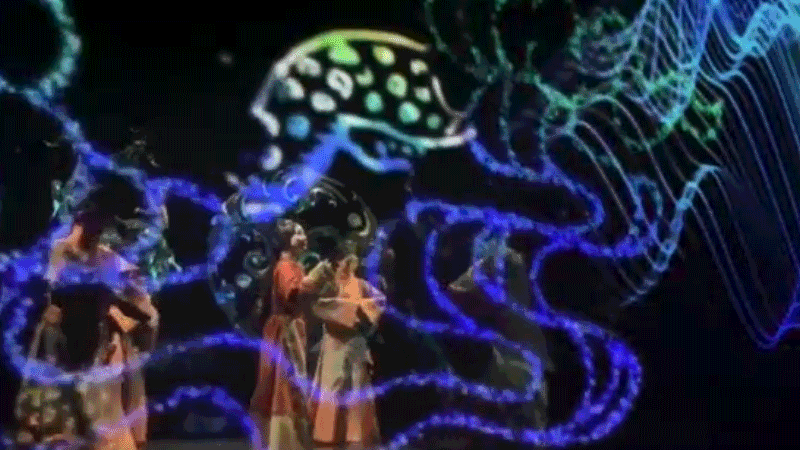 馬王堆復(fù)原動態(tài)展《一念·辛追夢》以多媒體視覺影像，為觀眾提供沉浸式視聽感受。