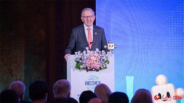 英中貿(mào)易協(xié)會主席古沛勤爵士致辭。人民網(wǎng) 郭錦標攝