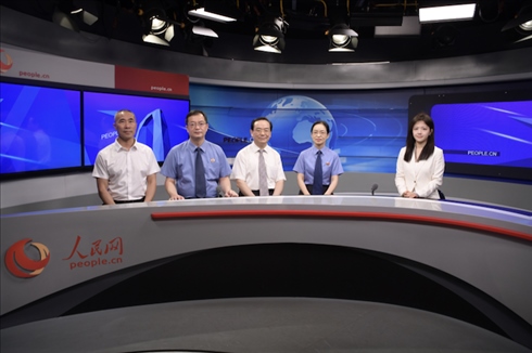 訪談現(xiàn)場。人民網(wǎng)記者 王曉嘯攝