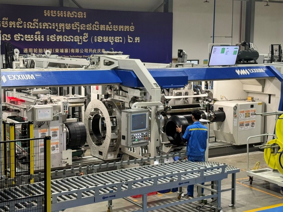 圖為通用輪胎科技（柬埔寨）有限公司生產(chǎn)車(chē)間。西港特區(qū)公司供圖