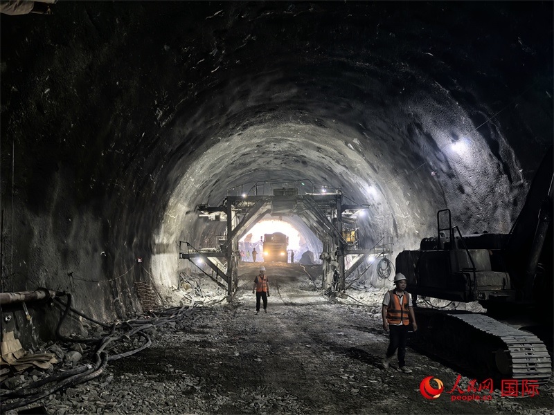 隧道施工現(xiàn)場(chǎng)圖片。人民網(wǎng) 賽義德·邁赫迪攝