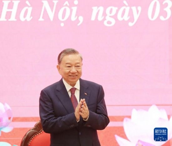 8月3日，在越南河內(nèi)，蘇林出席新聞發(fā)布會(huì)。新華社/越通社