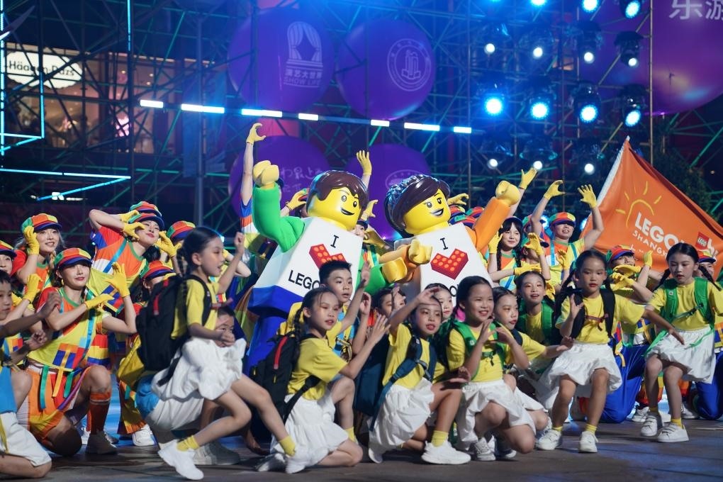 9月14日晚，演員在上海旅游節(jié)開幕式上表演。新華社發(fā)（陳浩明 攝）