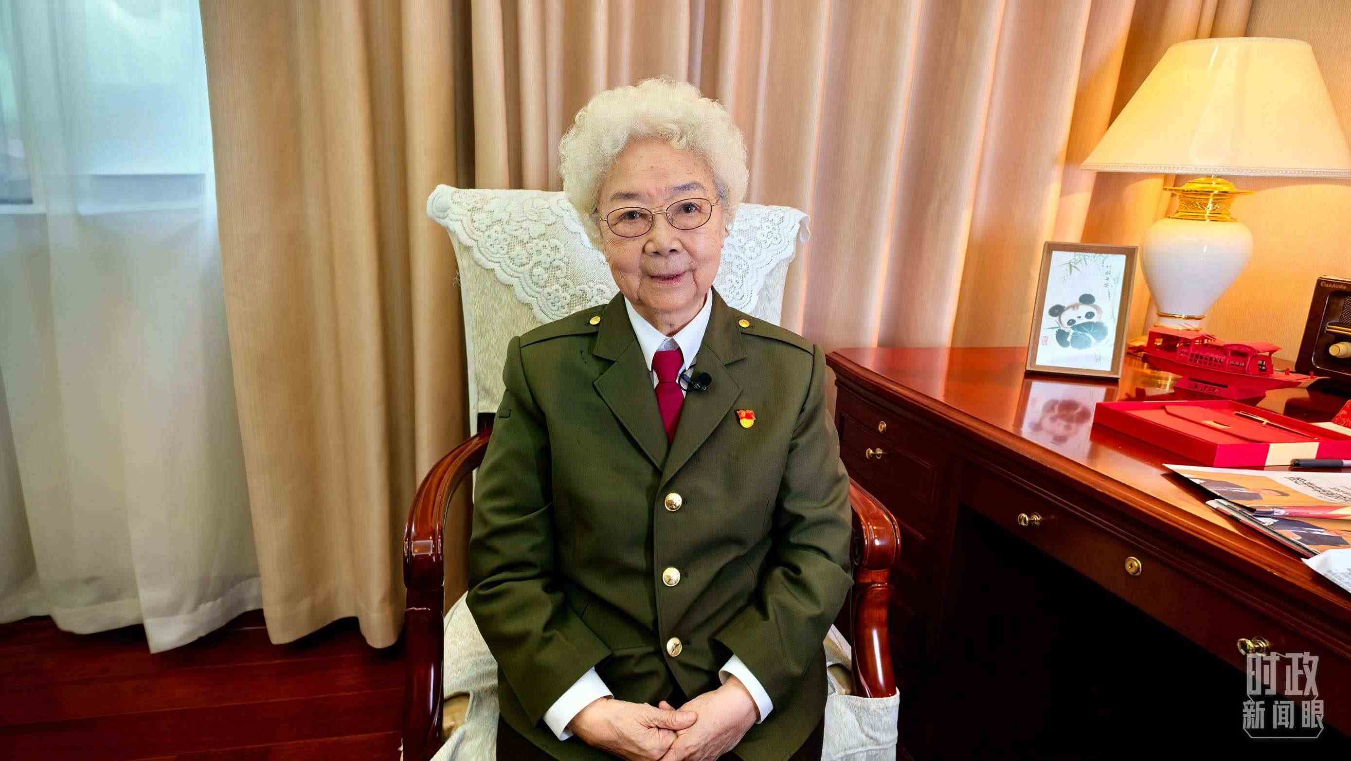 “人民藝術家”國家榮譽稱號獲得者田華。（總臺央視記者史偉拍攝）