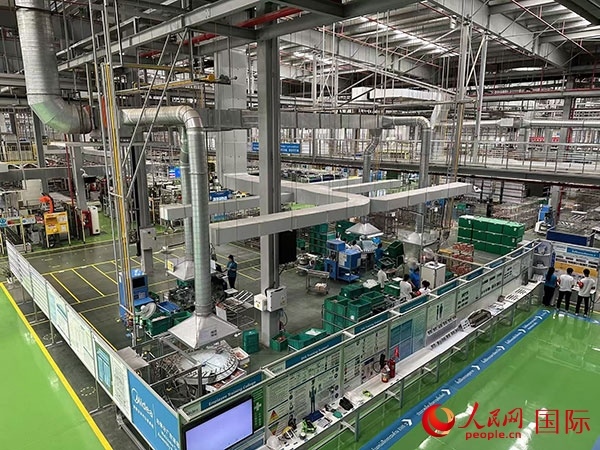中企美的泰國工廠。人民網(wǎng)記者 簡承淵攝