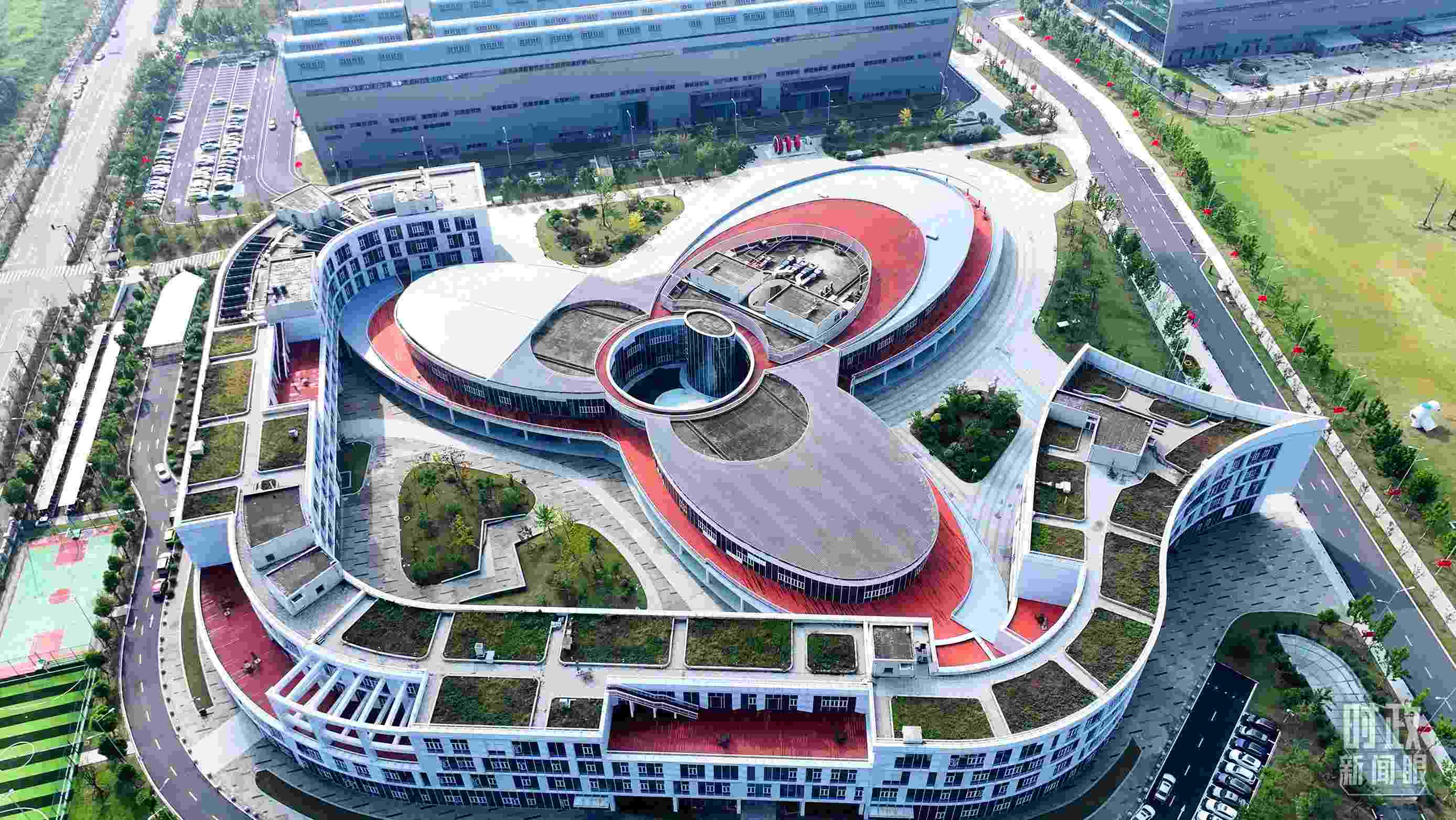 △位于合肥未來大科學(xué)城的聚變堆主機(jī)關(guān)鍵系統(tǒng)綜合研究設(shè)施園區(qū)。（總臺記者陳志猛拍攝）