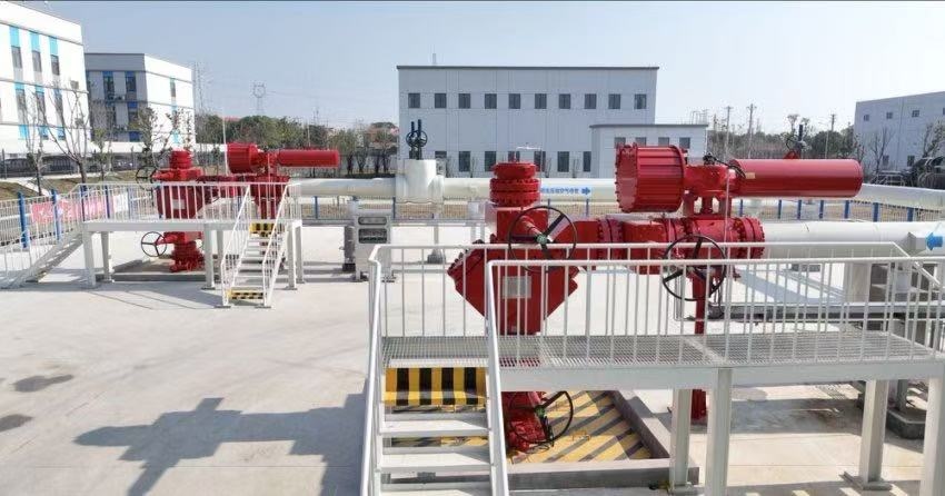 300兆瓦壓氣儲(chǔ)能示范工程鹽穴儲(chǔ)氣庫井場。受訪者供圖