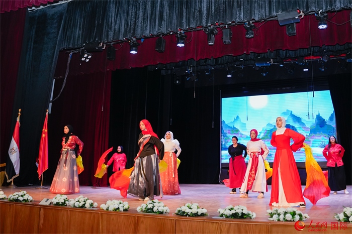 新春慶典活動現(xiàn)場。人民網(wǎng) 塔里克·易卜拉欣攝