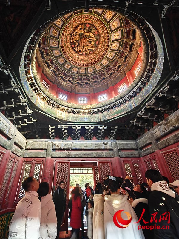 2025年1月，游客正在故宮博物院參觀。人民網(wǎng)記者 韋衍行攝