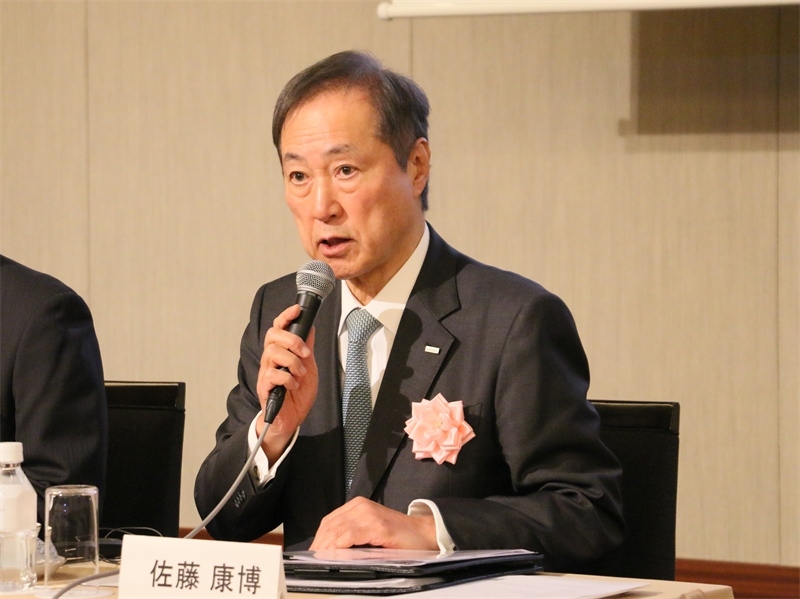 日中投資促進(jìn)機(jī)構(gòu)會(huì)長佐藤康博致辭。人民網(wǎng) 許可攝