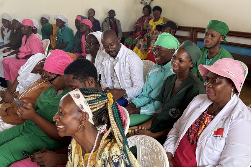 【2】圖為活動(dòng)現(xiàn)場。中國（山西）第24批援喀麥隆姆巴爾馬尤醫(yī)療隊(duì) 供圖