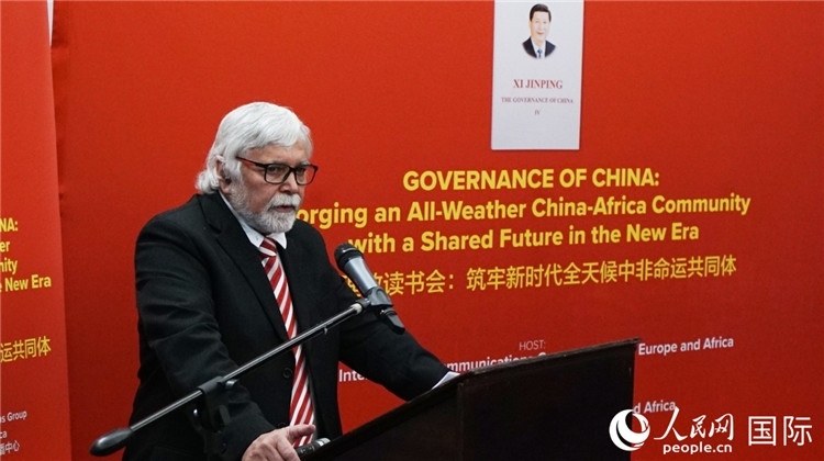 南部非洲科學(xué)、工程、技術(shù)、教育協(xié)會(huì)執(zhí)行副總裁楊煥嶺。人民網(wǎng) 劉暢攝