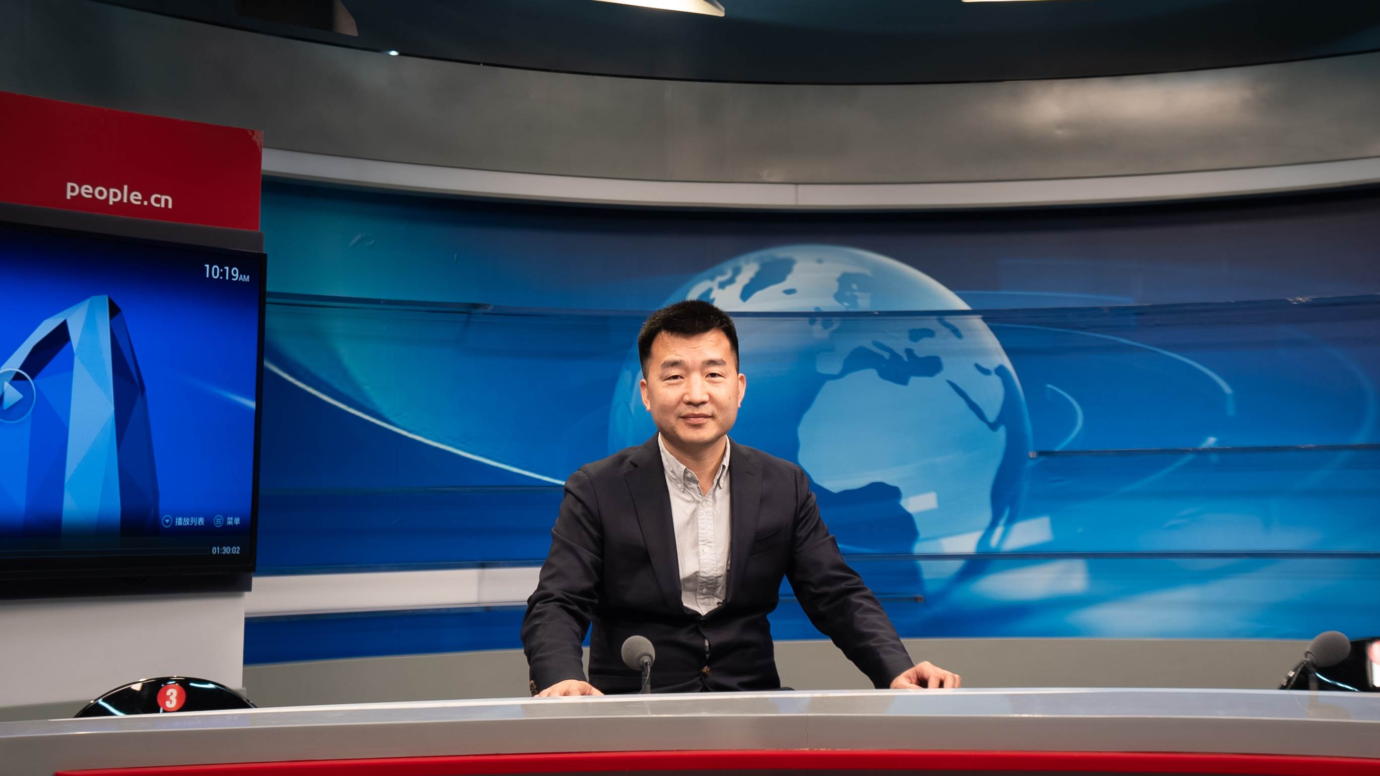 應(yīng)急管理部國(guó)家自然災(zāi)害防治研究院研究員，博士生導(dǎo)師許沖作客人民網(wǎng)。人民網(wǎng)記者 葛泰佚攝